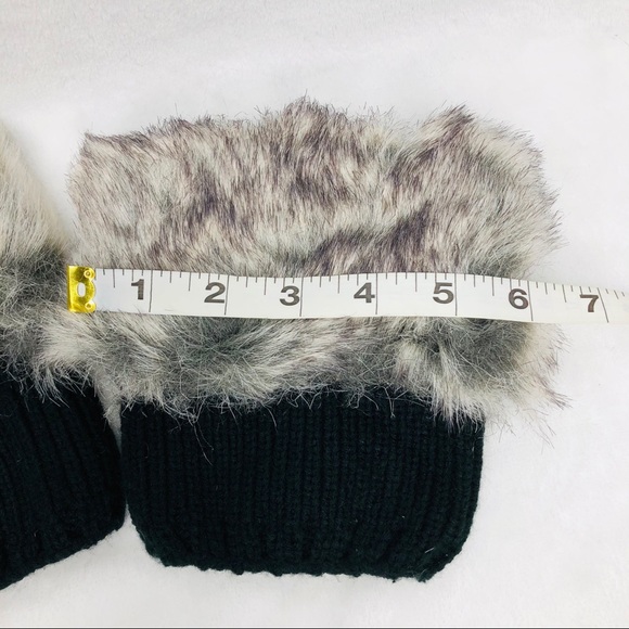 🎀Already Gifted To Buyer🎀 Faux Fur Boot Toppers - Picture 5 of 8